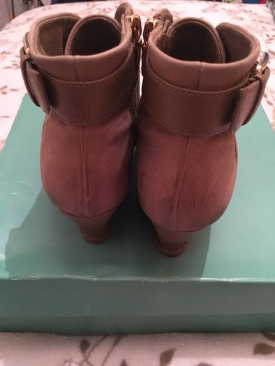 Clarks Boots size EU-41, UK-7D