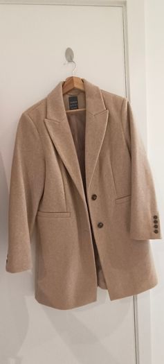 Fashionable Women Wear