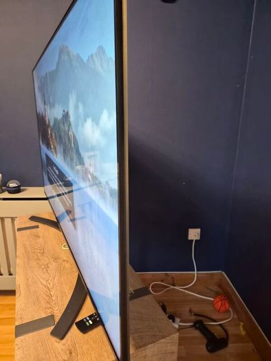 55 inches smart TV