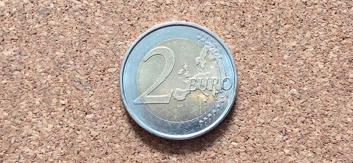 2 euro coin