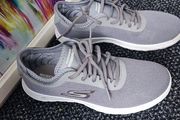 skechers trainers