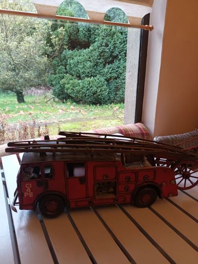 model fire engine