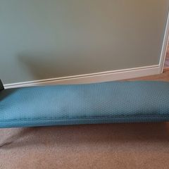 chaise lounge