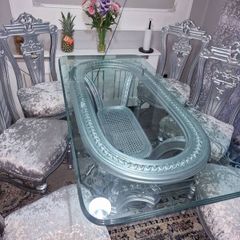 table& chairs