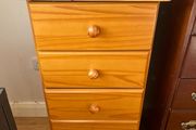 chest of drawers