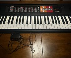 Yamaha Keyboard