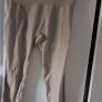 2 pairs leggings say aize m but they look like size 8 to 10 Image 2