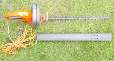 Flymo HT6-60 Hedge Trimmer