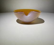 Vintage Alfredo Barbini Attributed Murano Biomorphic Shell Bowl.  Original BD Label. c.1965 to 1975