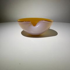 Vintage Alfredo Barbini Attributed Murano Biomorphic Shell Bowl.  Original BD Label. c.1965 to 1975