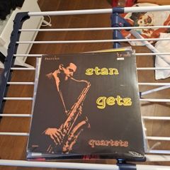4 vinyl albums