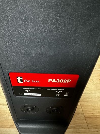 2 Passive Speakers, 2 Stands and 2 Cables