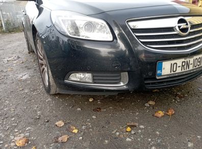 Opel insignia 2.0 diesel xenon headlights for breaking only
