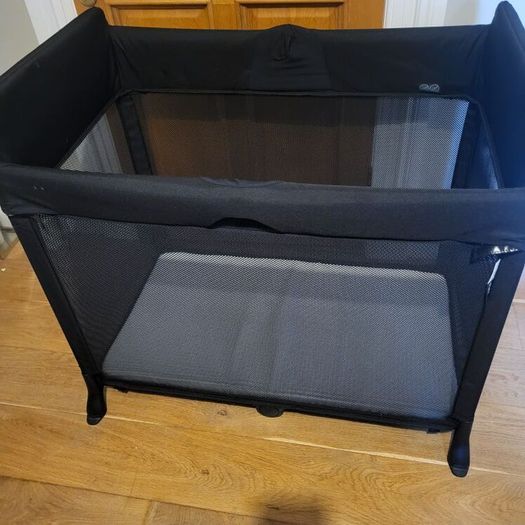 Bugaboo Stardust travel cot