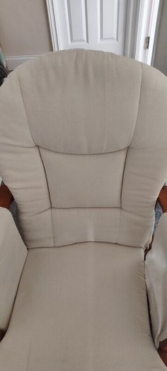 rocking chair /nursing chair