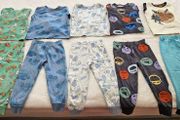 Five pyjamas for boys aged 3-4Y