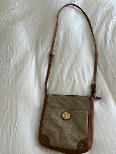 Hand bag