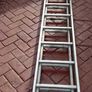 Aluminium Extension Ladder Image 3