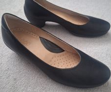 Ecco Black Shoes