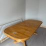 Solid wood extendable dining table Image 3