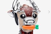 Pandora Disney Frozen Reindeer Sven Charm Brand New