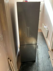 Bosch Fridge Freezer: No Frost