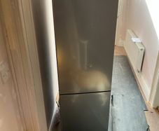 Bosch Fridge Freezer: No Frost