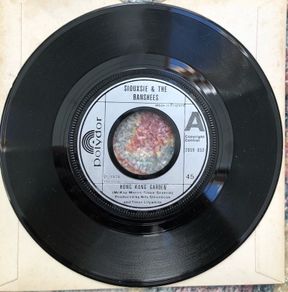Siouxsie and The Banshees - Hong Kong Garden (1978) 7"