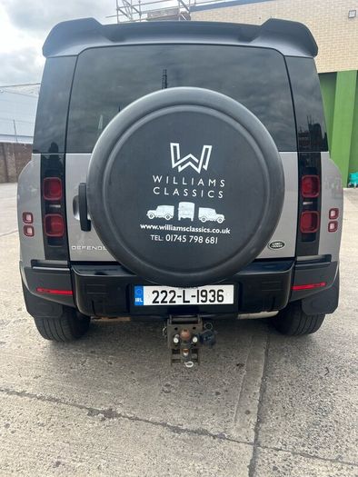 Land Rover Defender 90