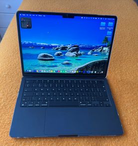 MacBook Air 13" with M3- 512GB