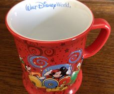 Walt Disney World 2005 collectors mug
