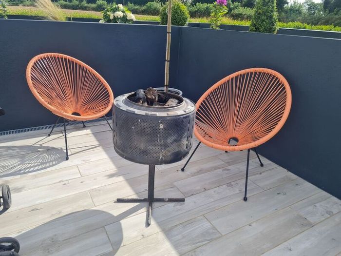 black fire pit