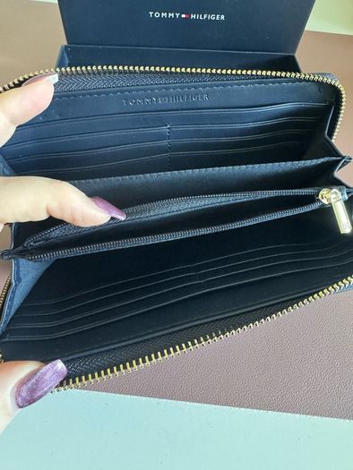 Tommy Hilfiger Purse/Wallet - Brand new in box