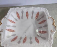 Lovely Safari Bone China Dish By Royal Alebert England.