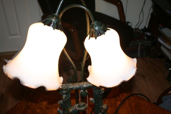 Vintage Fountain Table Lamp