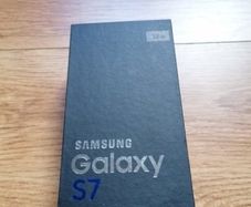 Samsung Galaxy s7 box
