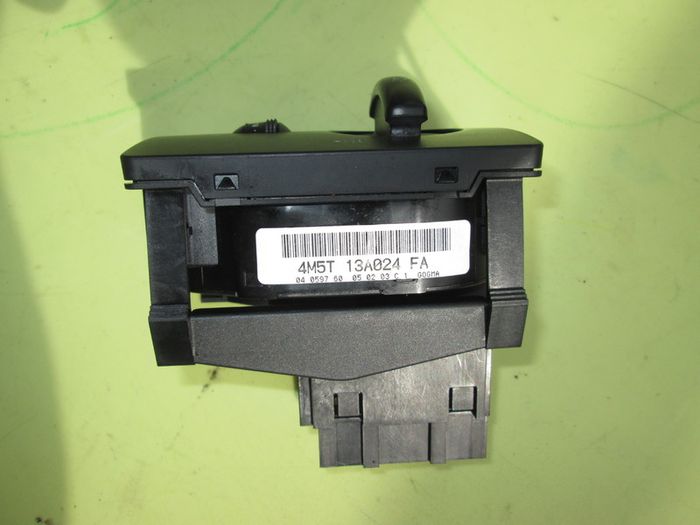 Ford Focus MK2 Light Switch Unit