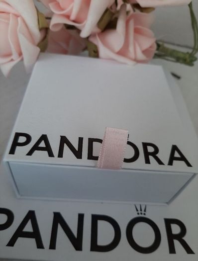 new genuine pandora necklace with 14k gold clasp