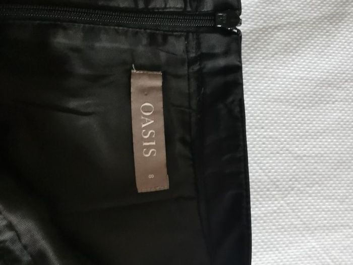 Oasis mini skirt