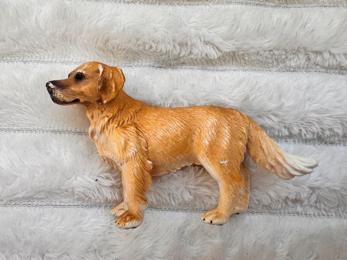 Schleich Farm World Golden Retriever D 73527 approx. 6 cm. tall Used Please see photos