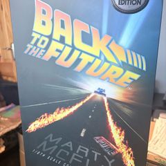 Hot Toys Marty Mcfly 1:6 Scale