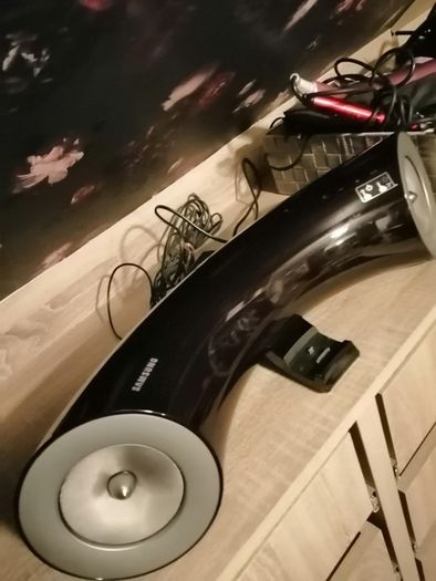 Samsung Bluetooth speaker