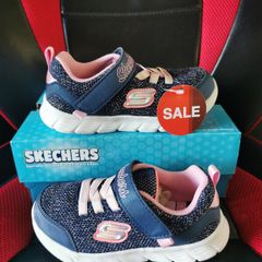 Girl's Skechers new size UK 8