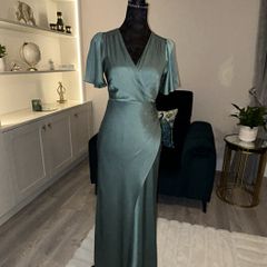 Stunning Ladies Forever New Maxi Dress. Size UK 6 / EU 34
