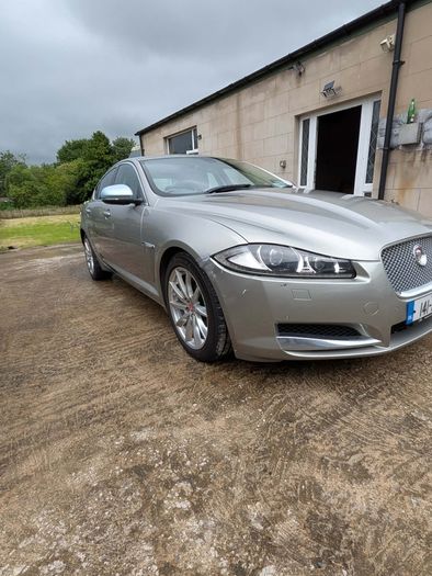 2014 Jaguar Xf