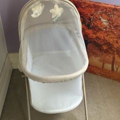 Baby bedside/rocking bassinet
