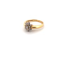 18kt Yellow Gold Diamond Cluster Ring