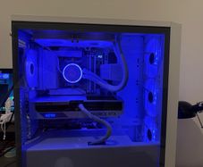 Custom White Gaming PC - RTX 4070 Super / Ryzen 9700X