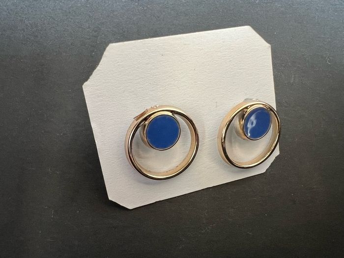 earing