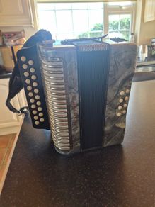 Hohner Black Dot
